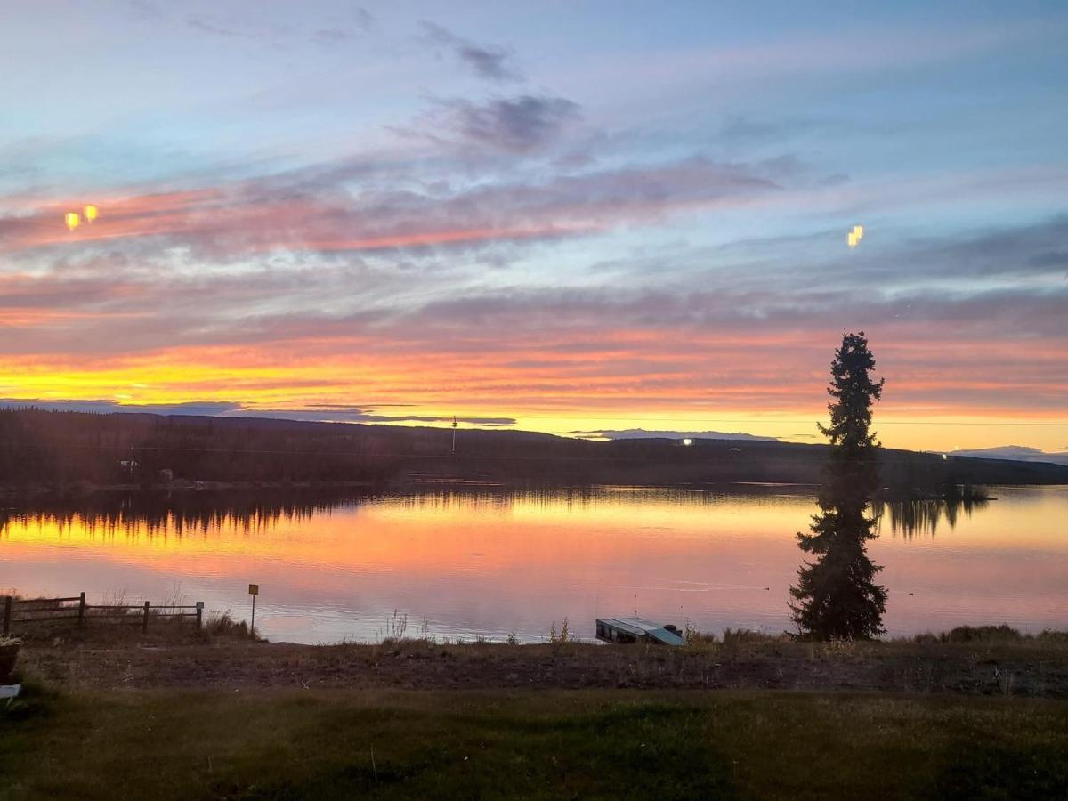 Tolsona Lake Lodge Glennallen Exterior photo